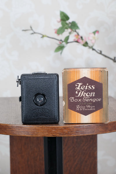 1930 Zeiss Ikon Baby Box Tengor with original box, Freshly Serviced, CLA'd! - Zeiss-Ikon- Petrakla Classic Cameras