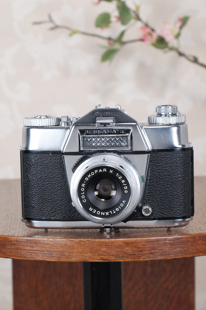 1959-1962 Voigtlander Bessamatic 35mm SLR Camera, with 3 lenses. - Voigtlander- Petrakla Classic Cameras