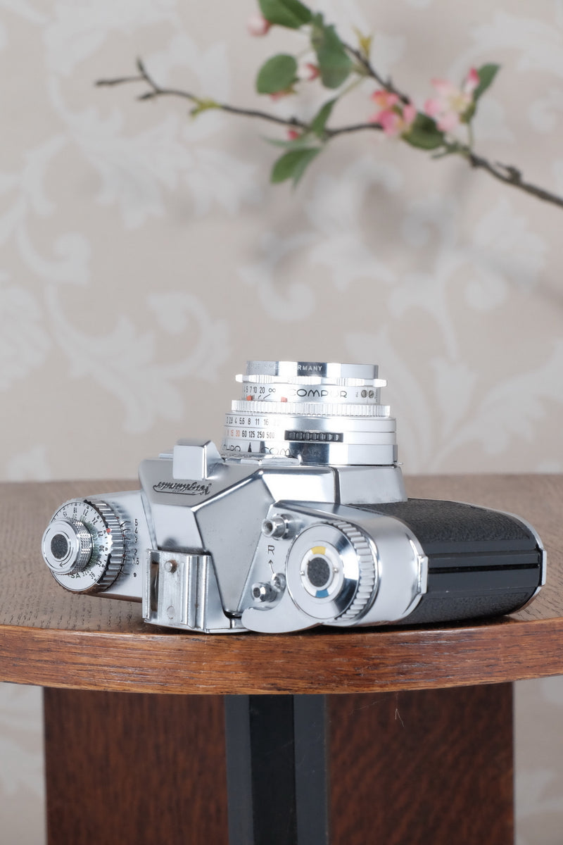 1959-1962 Voigtlander Bessamatic 35mm SLR Camera, with 3 lenses. - Voigtlander- Petrakla Classic Cameras