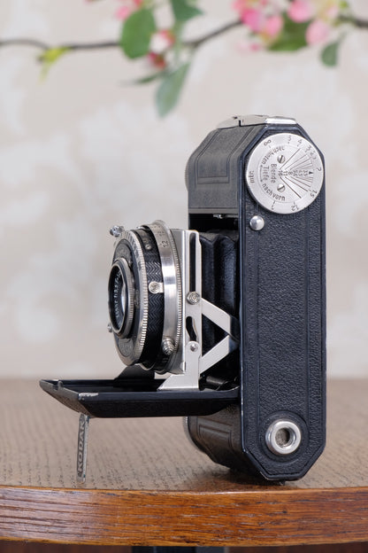 THE ORIGINAL FIRST VERSION, 1934 Black Kodak Retina, model 117, CLA'd, Freshly Serviced!