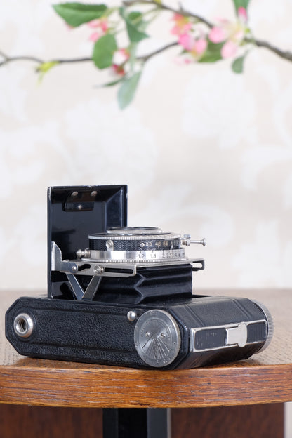 THE ORIGINAL FIRST VERSION, 1934 Black Kodak Retina, model 117, CLA'd, Freshly Serviced!
