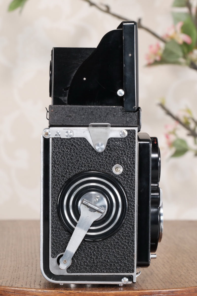 SUPERB! 1937 Rolleiflex, Very first Automat model with rare low serial number! Freshly Serviced, CLA’d - Frank & Heidecke- Petrakla Classic Cameras