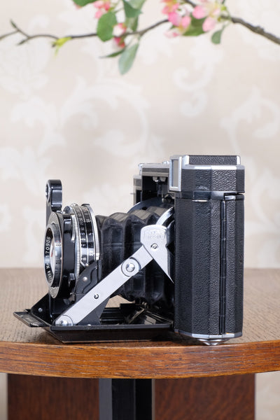 Near Mint 1938 Zeiss Ikon Super Ikonta 6x6, Tessar lens. CLA'd, Freshly Serviced!