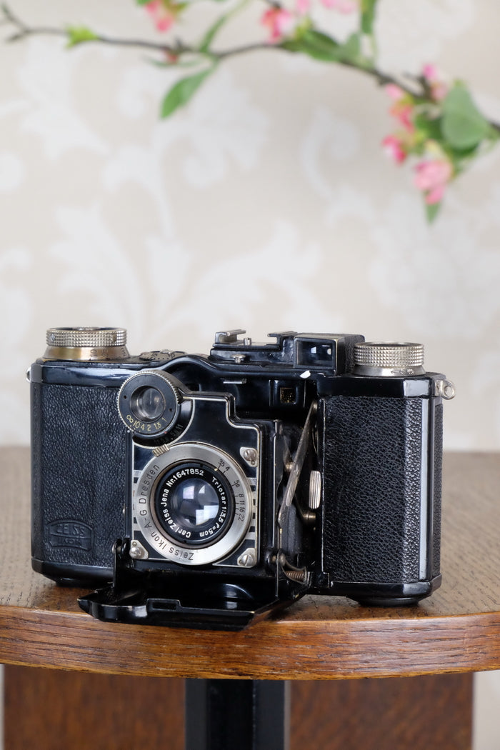 1935 Zeiss-Ikon Super Nettel (236/24), CLA'd, Freshly Serviced! - Zeiss-Ikon- Petrakla Classic Cameras