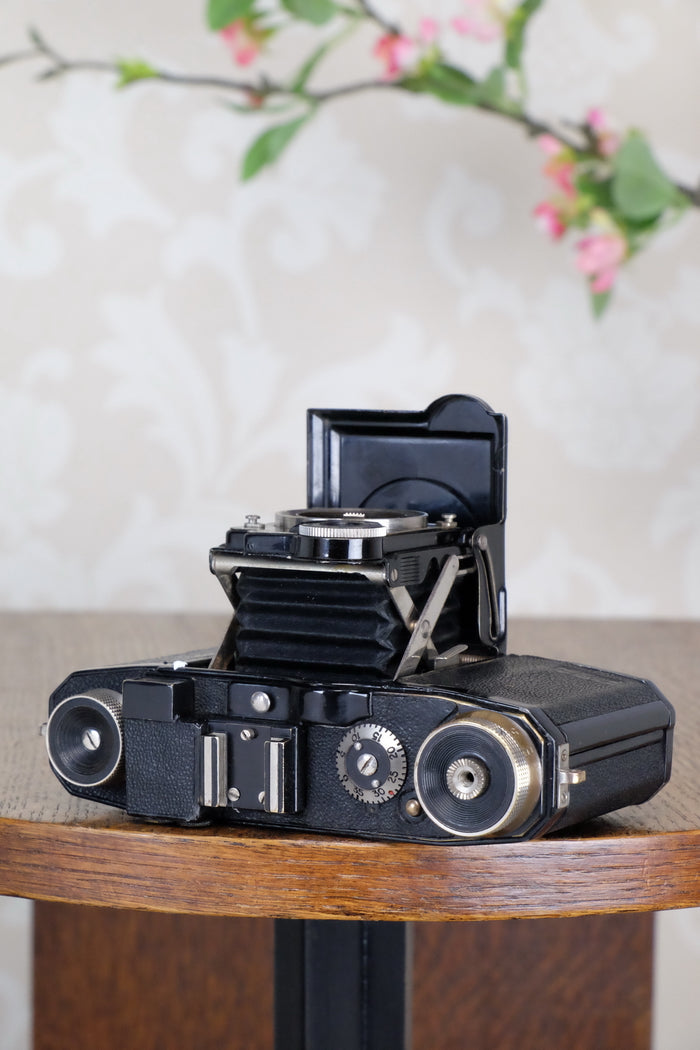 1935 Zeiss-Ikon Super Nettel (236/24), CLA'd, Freshly Serviced! - Zeiss-Ikon- Petrakla Classic Cameras
