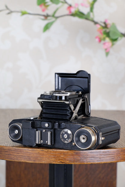 1935 Zeiss-Ikon Super Nettel (236/24), CLA'd, Freshly Serviced! - Zeiss-Ikon- Petrakla Classic Cameras