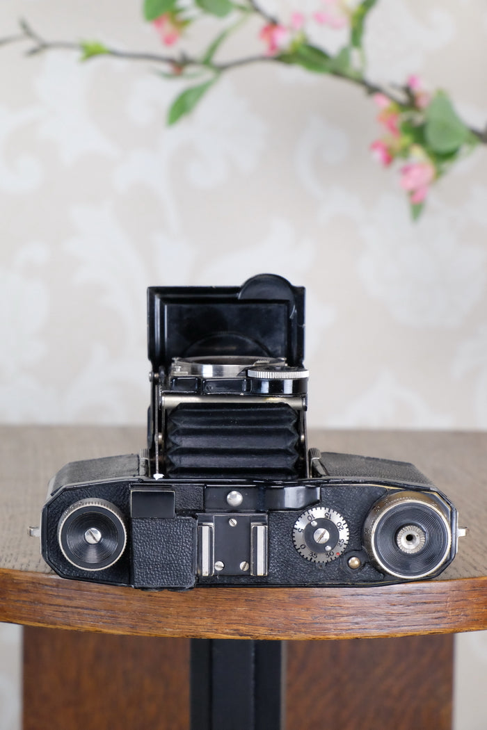 1935 Zeiss-Ikon Super Nettel (236/24), CLA'd, Freshly Serviced! - Zeiss-Ikon- Petrakla Classic Cameras