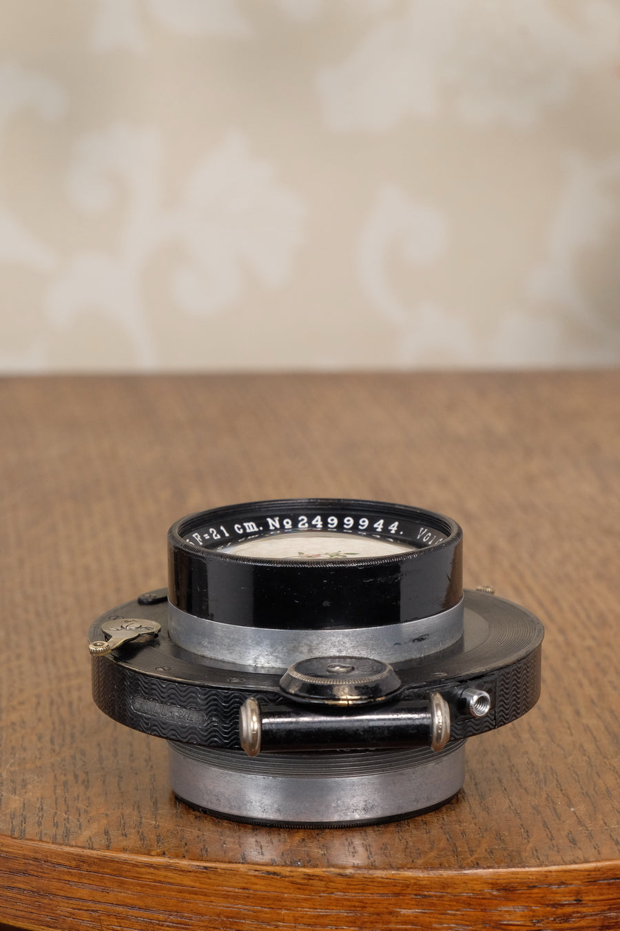 Rare 1927 Voigtlander 210mm Heliar lens.