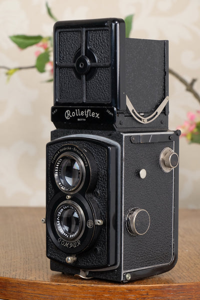 Superb! 1933 Old Standard Rolleiflex with original leather case, Freshly Serviced, CLA’d
