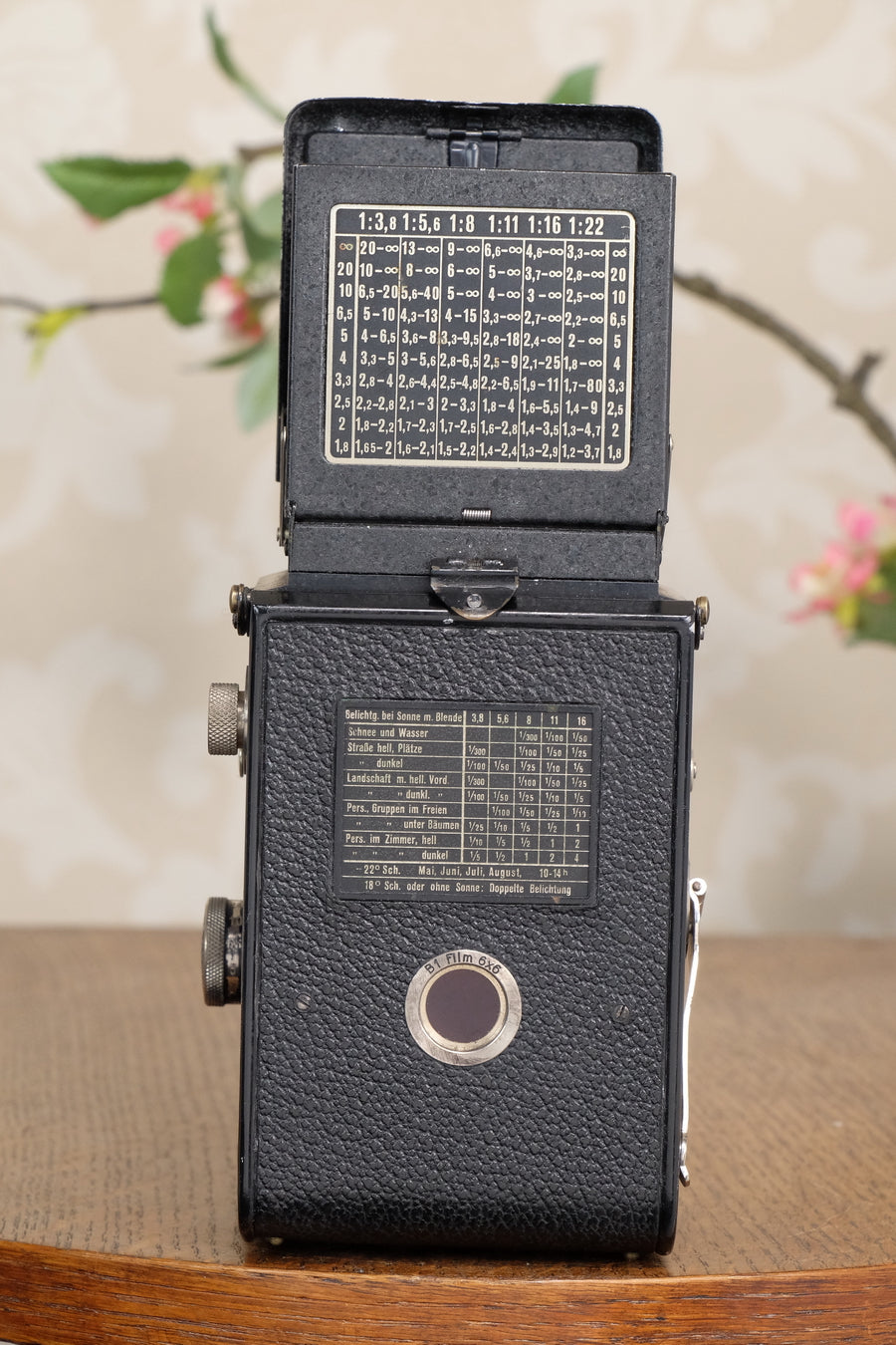 Superb! 1933 Old Standard Rolleiflex with original leather case, Freshly Serviced, CLA’d