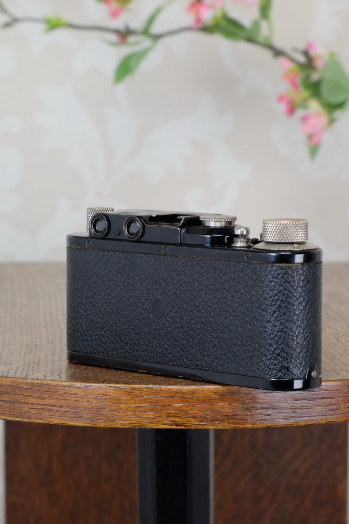 SUPERB! 1932 BLACK LEITZ LEICA II with Nickel Elmar lens. CLA'd, Freshly Serviced! - Leitz- Petrakla Classic Cameras