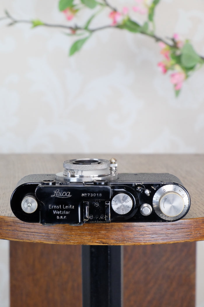 SUPERB! 1932 BLACK LEITZ LEICA II with Nickel Elmar lens. CLA'd, Freshly Serviced! - Leitz- Petrakla Classic Cameras