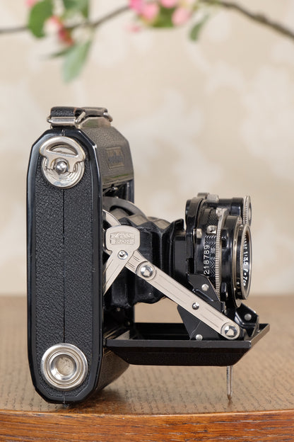 Superb 1934 ZEISS-IKON SUPER IKONTA A, 6x4.5, Tessar lens, CLA’d, Freshly Serviced!