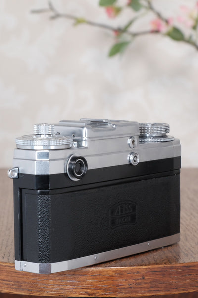 1953 Zeiss Ikon Contax IIIa, with lens and original leather case. CLA'd, Freshly Serviced! - Zeiss-Ikon- Petrakla Classic Cameras