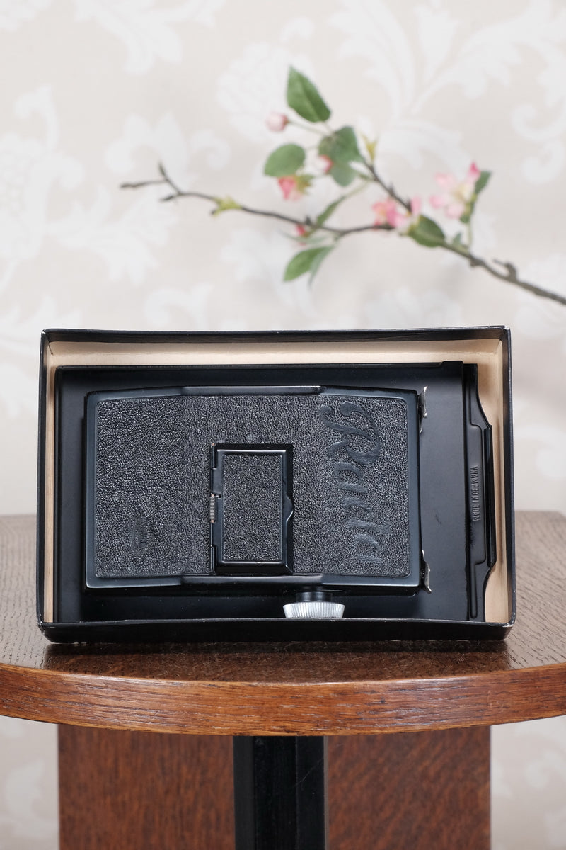 New Old Stock, Rada 120 Roll-film Back for Voigtlander Bergheil Cameras - Rada- Petrakla Classic Cameras