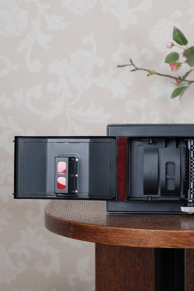 New Old Stock, Rada 120 Roll-film Back for Voigtlander Bergheil Cameras - Rada- Petrakla Classic Cameras