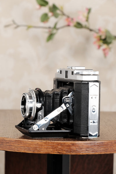 Superb! 6x6 Zeiss-Ikon Mess Ikonta, Tessar lens & Synchro-Compur shutter, CLA'd,  Freshley Serviced! - Zeiss-Ikon- Petrakla Classic Cameras