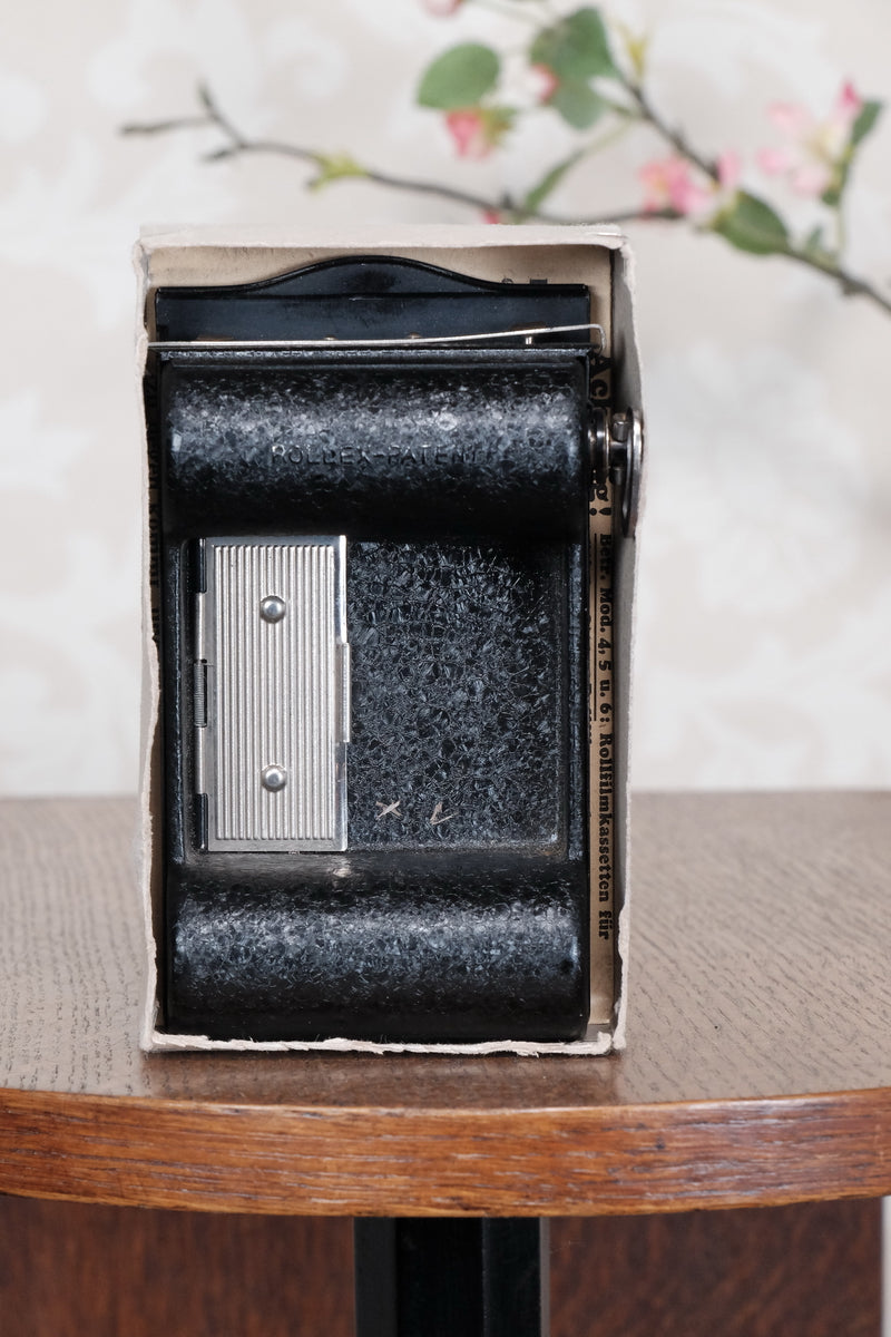 Rollex-Patent 120 Roll-film Back for the 6x9 Voigtlander Bergheil Camera - Rollex- Petrakla Classic Cameras