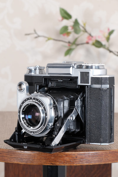 Superb! 1952 Zeiss-Ikon Super Ikonta B, Coated Tessar & Synchro-Compur.  CLA'd, Freshly Serviced! - Zeiss-Ikon- Petrakla Classic Cameras