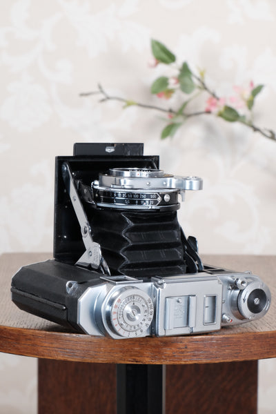 Superb! 1952 Zeiss-Ikon Super Ikonta B, Coated Tessar & Synchro-Compur.  CLA'd, Freshly Serviced! - Zeiss-Ikon- Petrakla Classic Cameras