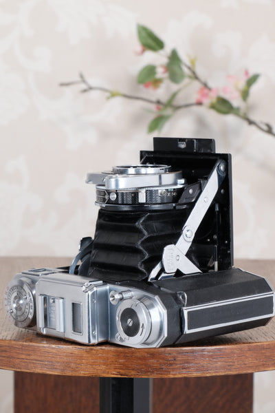 Superb! 1952 Zeiss-Ikon Super Ikonta B, Coated Tessar & Synchro-Compur.  CLA'd, Freshly Serviced! - Zeiss-Ikon- Petrakla Classic Cameras