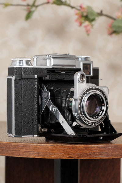 Superb! 1952 Zeiss-Ikon Super Ikonta B, Coated Tessar & Synchro-Compur.  CLA'd, Freshly Serviced! - Zeiss-Ikon- Petrakla Classic Cameras