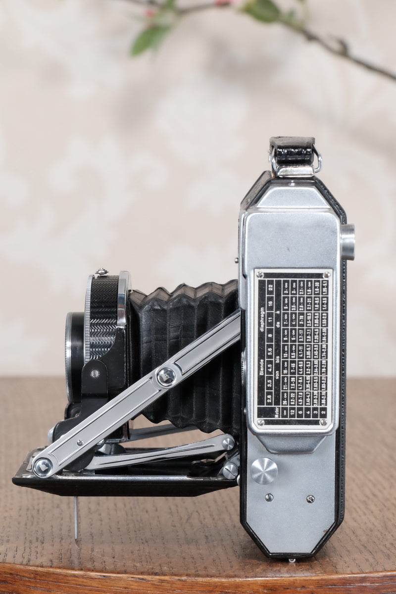 1940 WELTA WELTUR, 6x6 Medium format, Coupled Rangefinder Camera, CLA'd, FRESHLY SERVICED! - Welta- Petrakla Classic Cameras