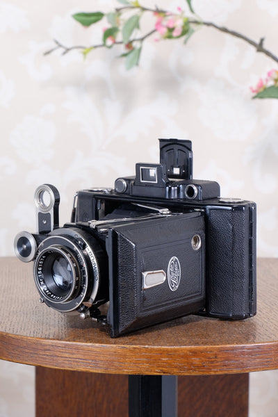Superb! 1935 Zeiss Ikon Super Ikonta 6x9, Tessar lens & Case, CLA'd, Freshly Serviced!