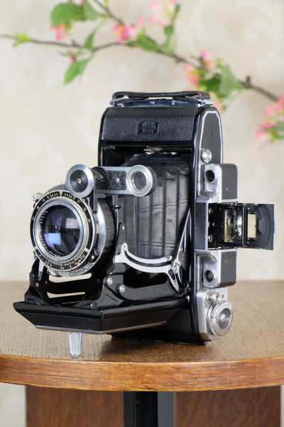 1953 Zeiss-Ikon Super 6x9 Ikonta 531/2, Coated Zeiss Tessar lens, includes 6x4.5 reduction mask, CLA’d, Freshly Serviced! - Zeiss-Ikon- Petrakla Classic Cameras