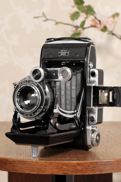 Superb 1937 Zeiss Ikon Super Ikonta 6x9, Tessar lens, CLA'd, Freshly Serviced! - Zeiss-Ikon- Petrakla Classic Cameras