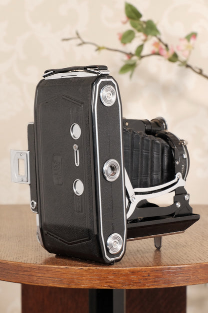 Superb 1937 Zeiss Ikon Super Ikonta 6x9, Tessar lens, CLA'd, Freshly Serviced! - Zeiss-Ikon- Petrakla Classic Cameras