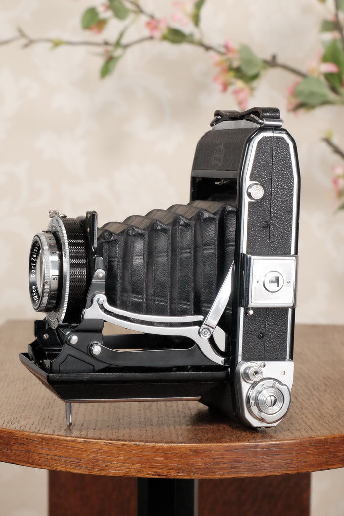 Superb! 1937 Zeiss-Ikon Ikonta 6x9 Folding Camera, Tessar lens, CLA'd, Freshly Serviced! - Zeiss-Ikon- Petrakla Classic Cameras