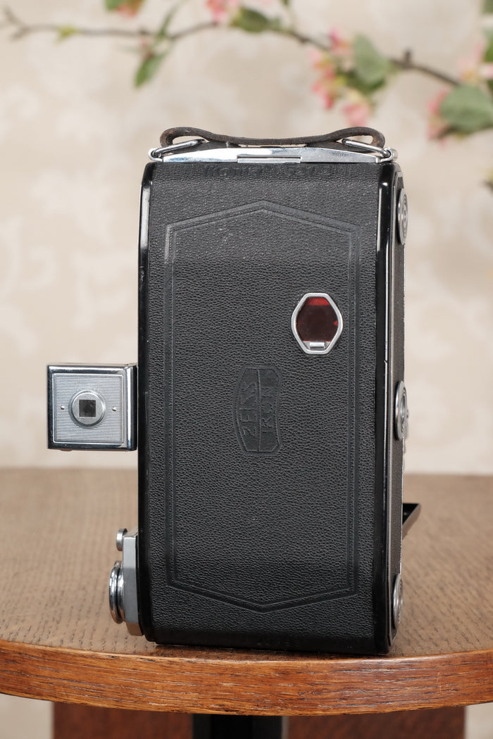 Superb! 1937 Zeiss-Ikon Ikonta 6x9 Folding Camera, Tessar lens, CLA'd, Freshly Serviced! - Zeiss-Ikon- Petrakla Classic Cameras