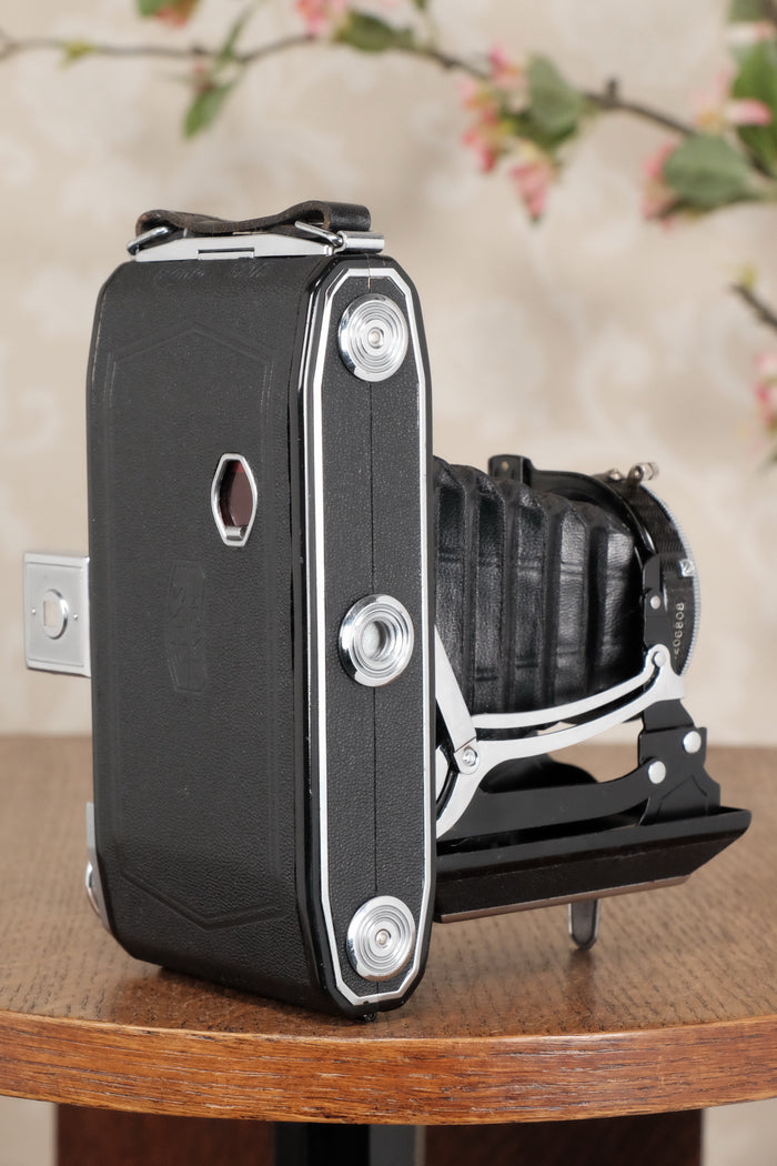 Superb! 1937 Zeiss-Ikon Ikonta 6x9 Folding Camera, Tessar lens, CLA'd, Freshly Serviced! - Zeiss-Ikon- Petrakla Classic Cameras
