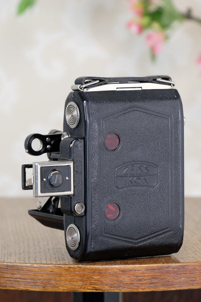 1934 ZEISS-IKON SUPER IKONTA A, 6x4.5 ,Tessar lens, CLA’d, Freshly serviced! - Zeiss-Ikon- Petrakla Classic Cameras
