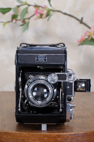 Superb! 1938 ZEISS-IKON SUPER IKONTA A, 6x4.5, Tessar lens. CLA’d, Freshly Serviced!