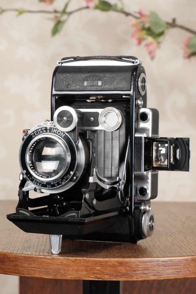 SUPERB! 1937 Zeiss Ikon Super Ikonta 6x9, Tessar lens , CLA'd, FRESHLY SERVICED! - Zeiss-Ikon- Petrakla Classic Cameras