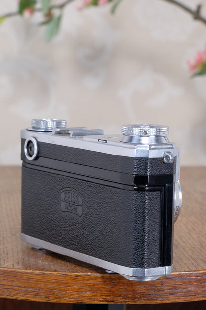 Near Mint! WWII 1939 Zeiss Ikon Contax II with “T” coated f1.5/50 Sonnar lens, CLA'd, Freshly Serviced!