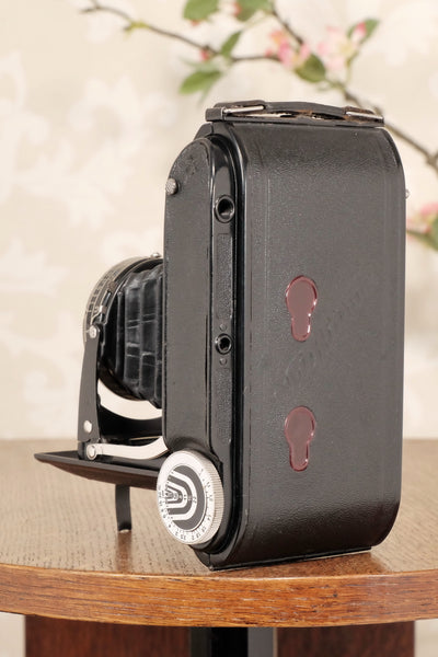 1936 Voigtlander Bessa Rangefinder with HELIAR LENS! 6x9, Freshly Serviced, CLA'd. - Voigtlander- Petrakla Classic Cameras