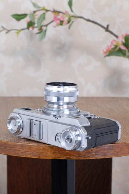 Near Mint! WWII 1939 Zeiss Ikon Contax II with “T” coated f1.5/50 Sonnar lens, CLA'd, Freshly Serviced!