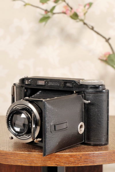 1936 Voigtlander Bessa Rangefinder with HELIAR LENS! 6x9, Freshly Serviced, CLA'd. - Voigtlander- Petrakla Classic Cameras