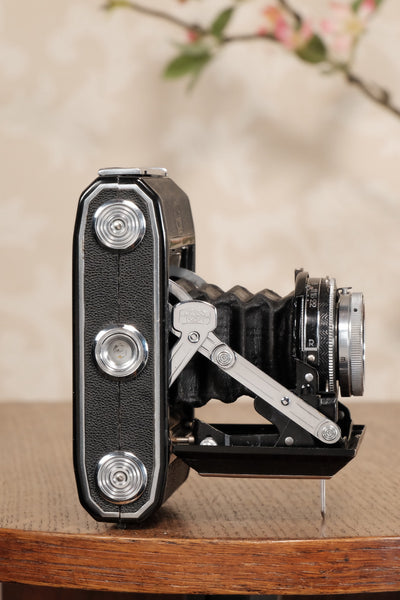 1947 Zeiss Ikon Ikonta, Freshly Serviced, CLA'd! - Zeiss-Ikon- Petrakla Classic Cameras