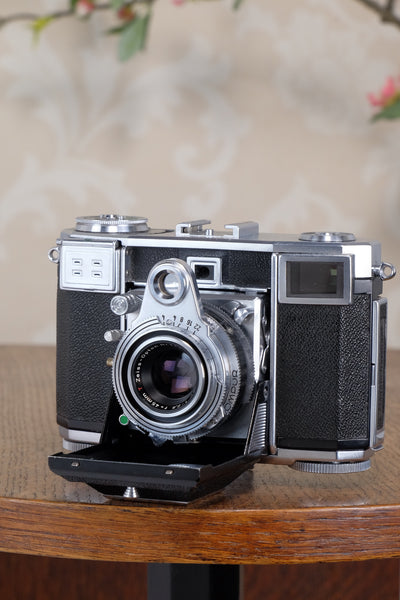 Near Mint! 1954 Zeiss Ikon Contessa 533/24. CLA'd, Freshly serviced!