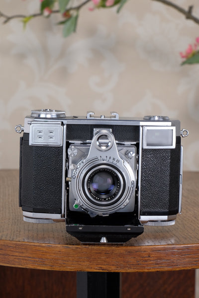 Near Mint! 1954 Zeiss Ikon Contessa 533/24. CLA'd, Freshly serviced!