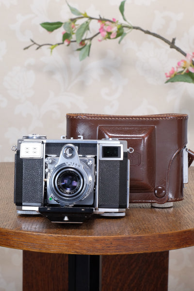 Near Mint! 1954 Zeiss Ikon Contessa 533/24. CLA'd, Freshly serviced!