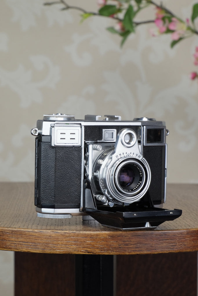 Superb! 1953 Zeiss Ikon Contessa 533/24, CLA'd, Freshly Serviced! - Zeiss-Ikon- Petrakla Classic Cameras