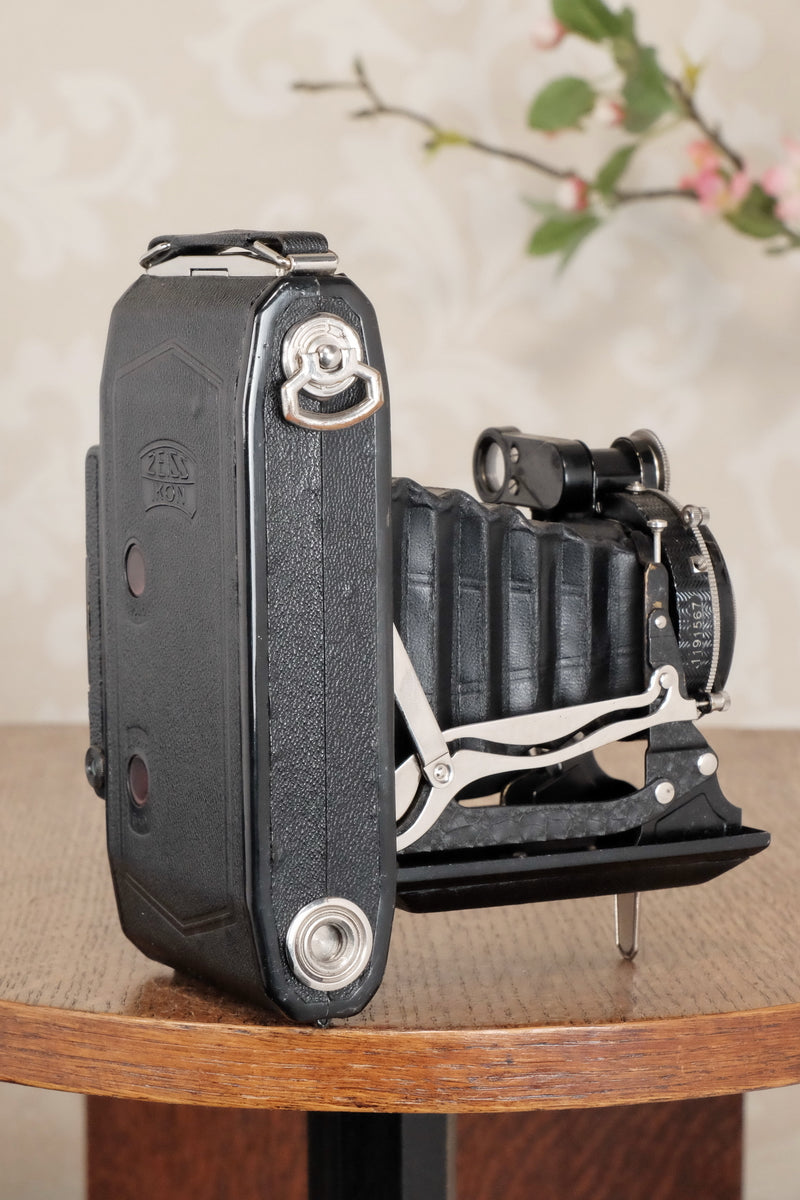 1933 Zeiss Ikon Super Ikonta C 6x9, Tessar lens, CLA'd, Freshly Serviced! - Zeiss-Ikon- Petrakla Classic Cameras