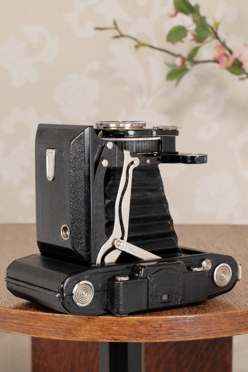 1933 Zeiss Ikon Super Ikonta C 6x9, Tessar lens, CLA'd, Freshly Serviced! - Zeiss-Ikon- Petrakla Classic Cameras