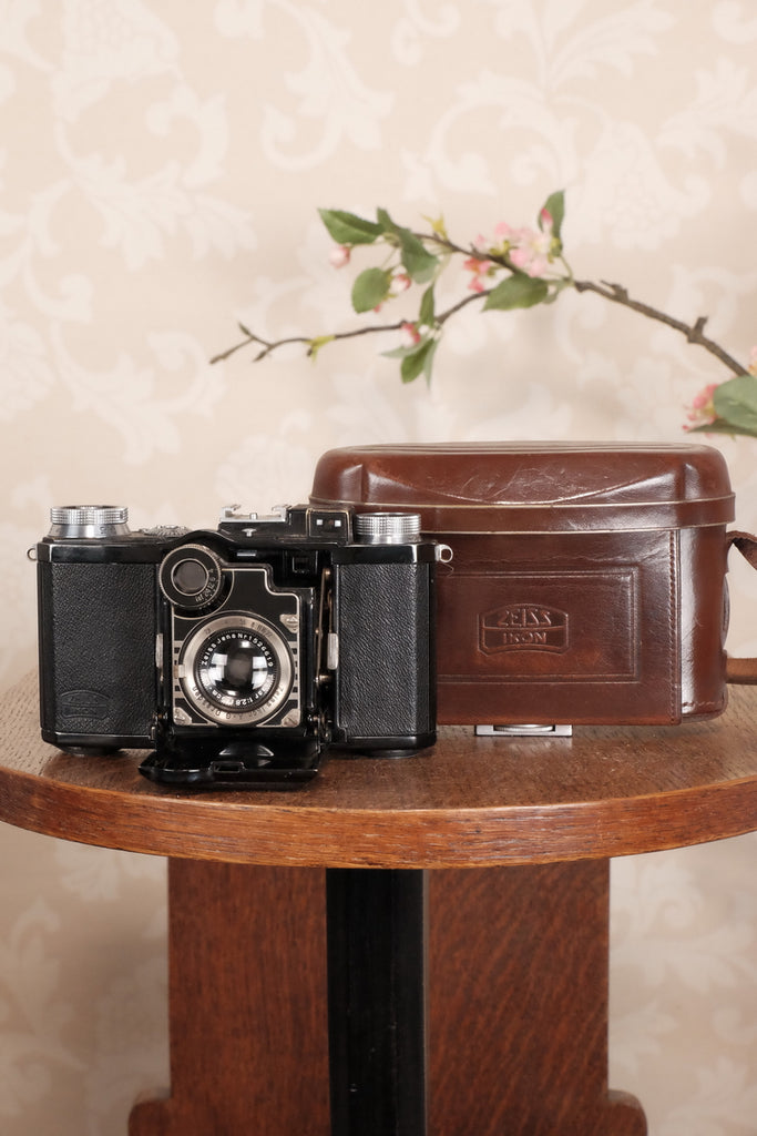 Superb! 1937 Zeiss-Ikon Super Nettel (236/24)  with Original Leather Case, CLA'd, Freshly Serviced! - Zeiss-Ikon- Petrakla Classic Cameras
