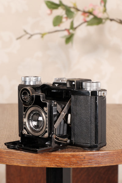 Superb! 1937 Zeiss-Ikon Super Nettel (236/24)  with Original Leather Case, CLA'd, Freshly Serviced! - Zeiss-Ikon- Petrakla Classic Cameras
